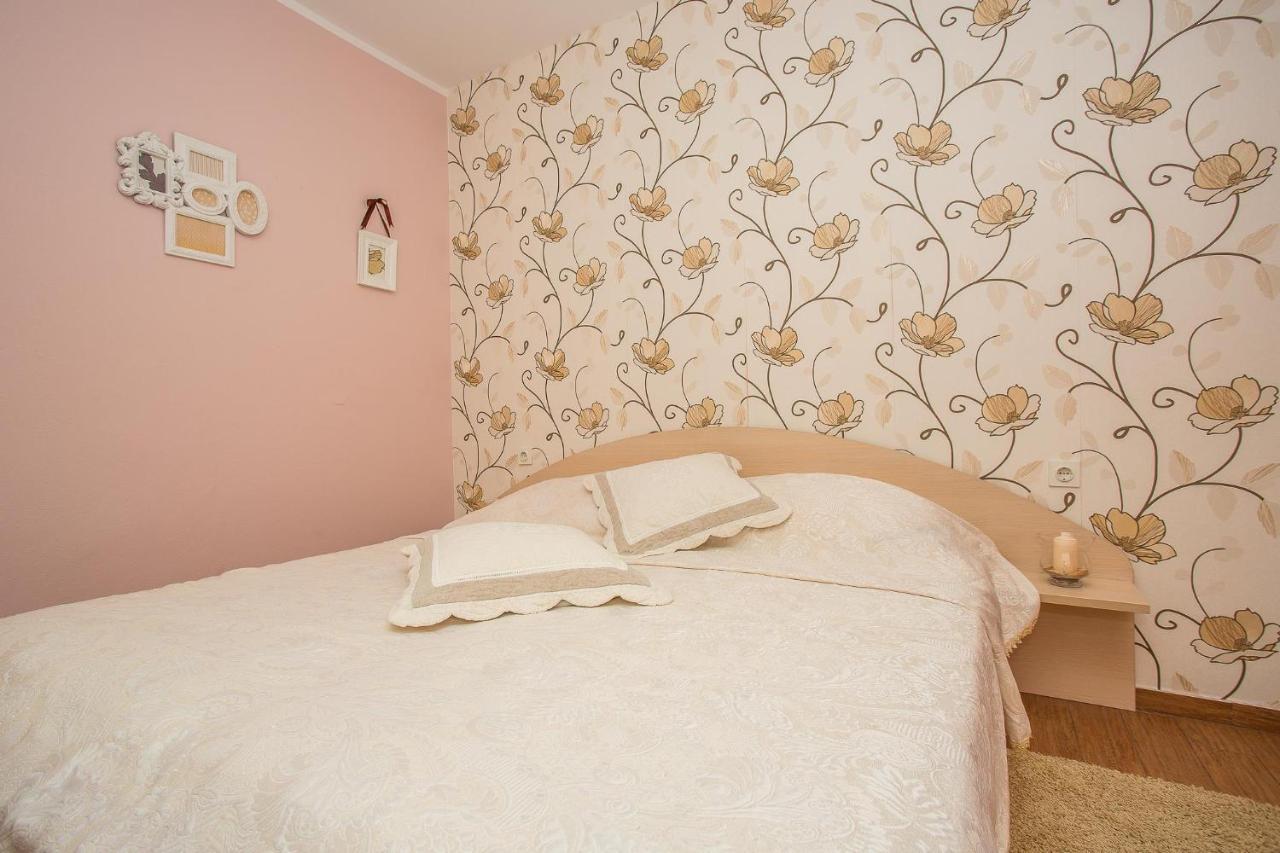 Apartments Nada Palit ภายนอก รูปภาพ