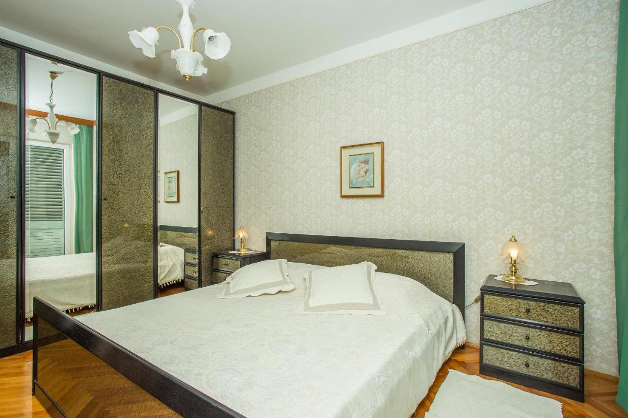 Apartments Nada Palit ภายนอก รูปภาพ