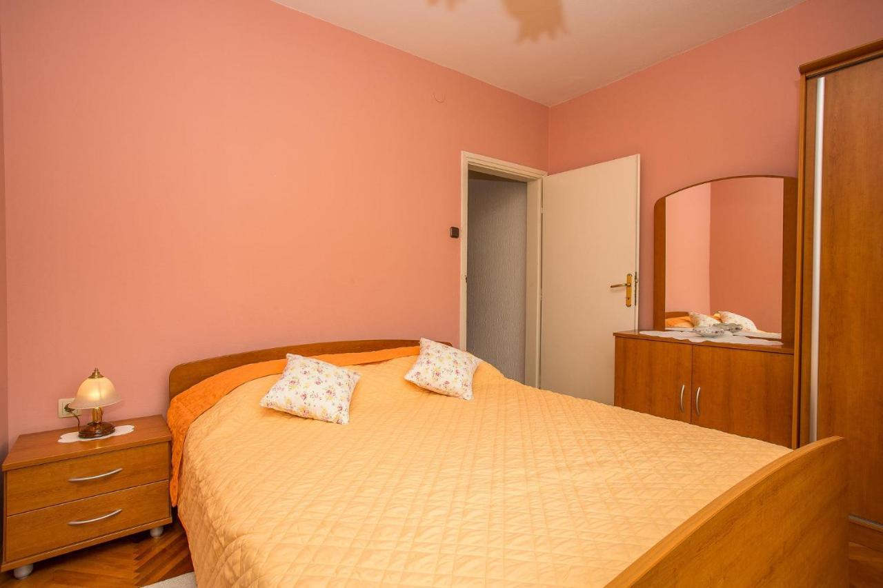 Apartments Nada Palit ภายนอก รูปภาพ